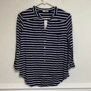 LAmade Womens top navy stripe size small